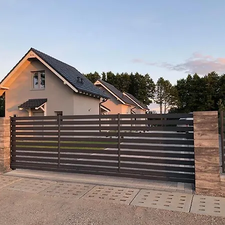 Pod Jesionem Nad Jeziorem Slawianowo