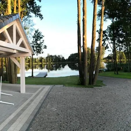 Feriehus Pod Jesionem Nad Jeziorem *